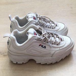 FILA Sneakers